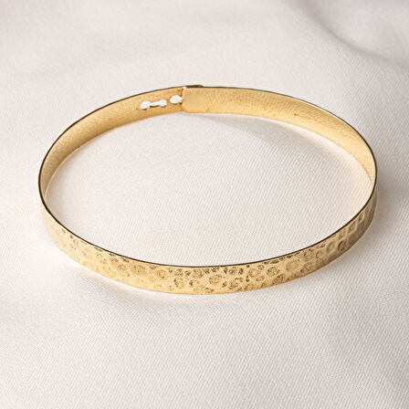 Altın Bilezik - Dövülü El İşçiliği Yeni Tarz Kelepçe 14 Ayar Altın Bilezik