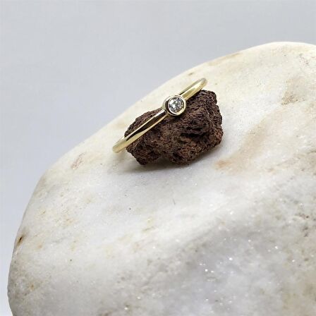 0,25 CT Pırlanta Taşlı Sıvamalı 14 Ayar Tektaş Yüzük-0,25 CT Sıvama Hediye 14 Ayar Altın Yüzük