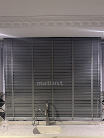 Gri Redektörlü Kurdelalı Ahşap Jaluzi