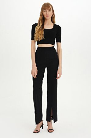 Sherin Kadın Siyah Kare Yaka Triko Crop SWK4384Sİ