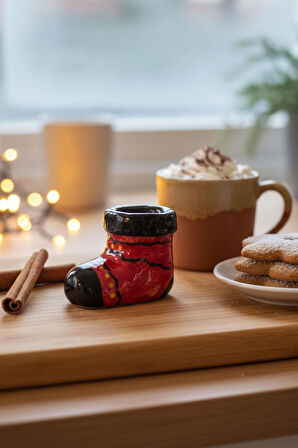 Kırmızı Bot Formlu Seramik Şamdan