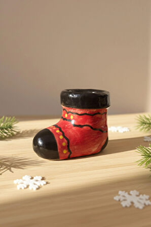 Kırmızı Bot Formlu Seramik Şamdan