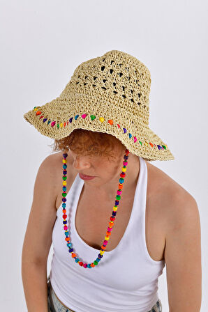 Renkli Kenar Detaylı Şapka