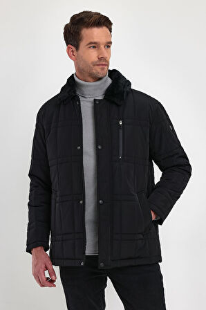 Erkek Siyah Standart Fit Normal Kesim Kürklü Çıkartılabilir Yaka Çıtçıt Detaylı Fermuarlı İçi Kürklü Kışlık Mont