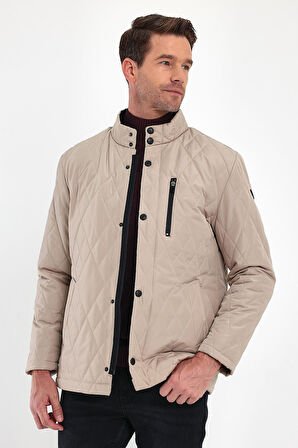 Erkek Krem Standart Fit Normal Kesim İçi Kürklü Dik Yaka Çıtçıtlı Dolgulu Desenli Overcoat