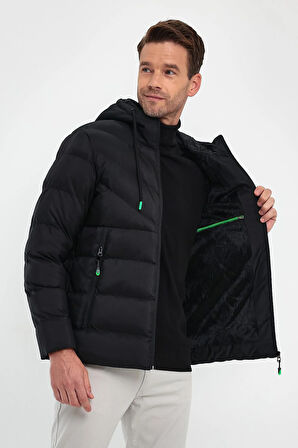 Erkek Siyah Standart Fit Normal Kesim İçi Kürklü Sabit Kapüşon Dik Yaka Mont