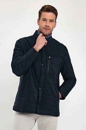 Erkek Lacivert Standart Fit Normal Kesim İçi Kürklü Dik Yaka Çıtçıt Detaylı Fermuarlı Kışlık Mont