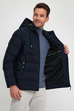 Erkek Lacivert Standart Fit Normal Kesim İçi Kürklü Sabit Kapüşon Dik Yaka Mont