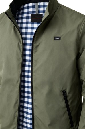 Yeşil Erkek Pamuk Polyester Karışımlı Bonded Kumaş Su Ve Rüzgar Geçirmez Mevsimlik&Yazlık Mont