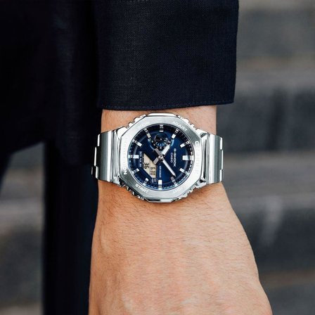 G-Shock Casio GM-2110D-2BDR Erkek Kol Saati