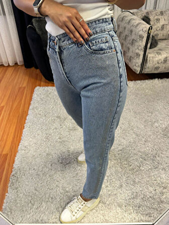 Boydan Serpme Taşlı Boyfriend Jean