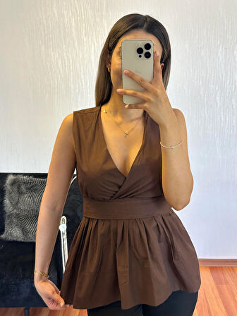 Eteği Valonlu Beli Kuşaklı Kruvaze Poplin Bluz kahverengi