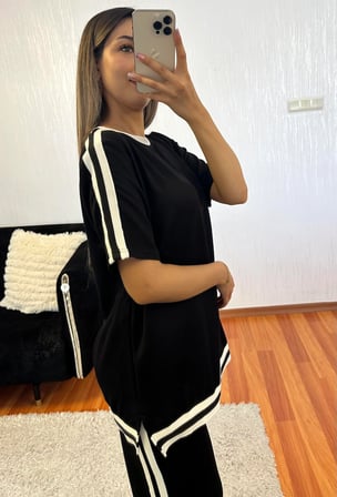 Şerit Detay Siyah Takım