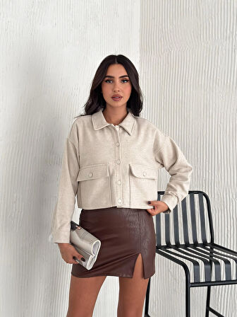 KADIN KREM CEP DETAYLI YAKALI CEKET / GÖMLEK