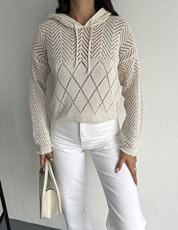 KADIN EKRU KAPÜŞONLU BAĞCIKLI BAKLAVA DESEN TRİKO BLUZ 