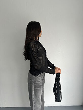 KADIN SİYAH KAPÜŞONLU BAĞCIKLI AJURLU TRİKO BLUZ