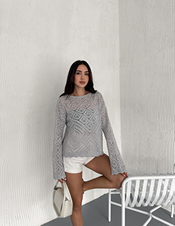 KADIN GRİ AJURLU MEVSİMLİK TRİKO BLUZ