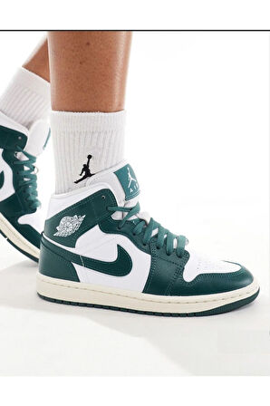 Air Jordan 1 Mid Bred Toe (W) Unisex Spor Ayakkabı 1 Numara Büyük Almanızı Öneriyoruz