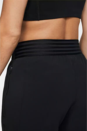 Dri-Fit Essential 7/8 Core Siyah Kadın Bilek Üstü Eşofman Altı