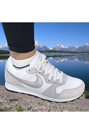 Wmns Md Runner 2 Kadın Spor Ayakkabısı 749869-103