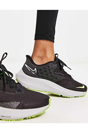 SU GEÇİRMEZ Air Zoom Pegasus 39 Shield Kadın Siyah Koşu Ayakkabısı