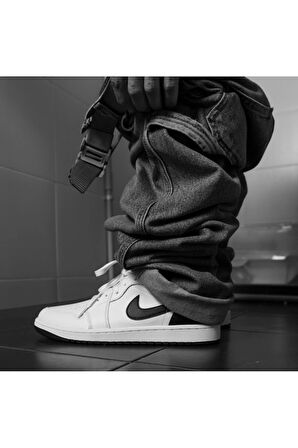 Air Jordan 1 Low Reverse Panda 