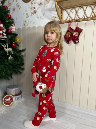 Çocuk Yeni Yıl Temalı Pijama Takımı Kırmızı