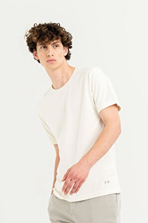 Bisiklet Yaka Kol Ucu Duble %100 Pamuk Slim Fit Erkek T-shirt