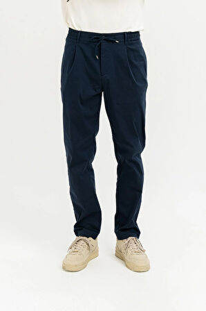 Beli Lastikli Arkası Tek Cep Fermuarlı Slim Fit Erkek Pantolon