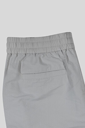 Çizgi Desenli Gizli Bağcıklı Erkek Şort