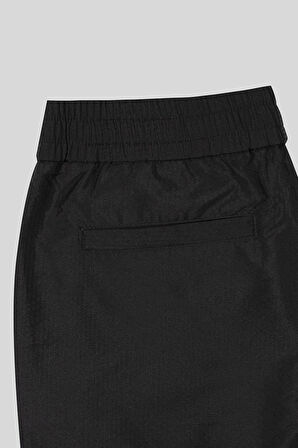 Çizgi Desenli Gizli Bağcıklı Erkek Şort