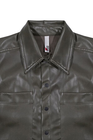 Kısa Kollu Cepli Deri Kadın Gömlek