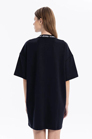 Yakası Zero Nakışı Oversize Kadın Elbise