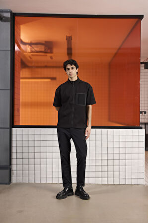 Fermuar Detaylı Bomber Yaka Flexi Baskılı Erkek T-shirt