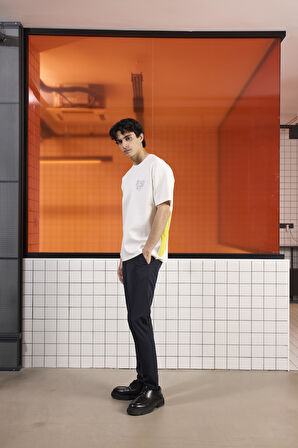 Bisiklet Yaka Göğüs ve Sırt Baskılı Erkek T-shirt