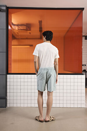 Beli Lastikli ve Bağcıklı Slim Fit Erkek Şort