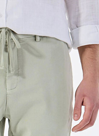 Beli Lastikli Dik Cep Arka Cep Çıtçıt Detaylı Erkek Pantolon