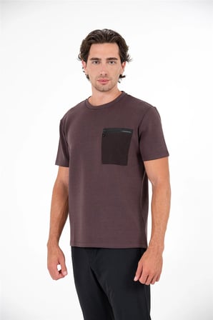 Sol Göğüsü Fermuarlı Cebi Garnili Erkek T-shirt