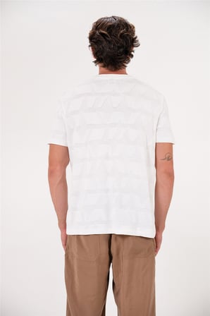 Bisiklet Yaka Sol Göğsü Arma Detaylı Jakarlı Erkek T-shirt