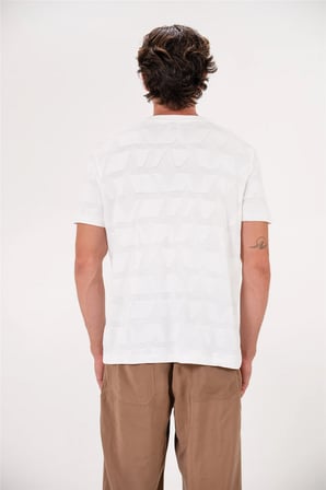 Bisiklet Yaka Sol Göğsü Arma Detaylı Jakarlı Erkek T-shirt
