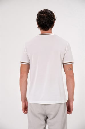 Bisiklet Yaka Kol Ve Yakada Çizgi Detaylı Erkek T-shirt