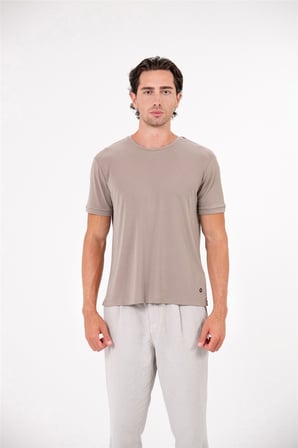 Bisiklet Yaka Kol Ucu Duble Erkek T-shirt