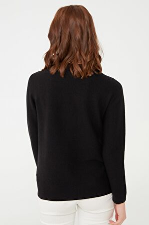 Kadın Sıfır Yaka Dikişsiz Örgü Kazak Siyah