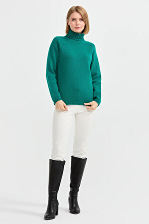 Kadın Tam Balıkçı Yaka Omuzu Saç Örgülü Yün Kazak A.Ö.Başı