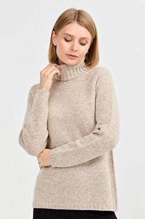 Kadın Tam Balıkçı Yaka Omuzu Saç Örgülü Yün Kazak V.Bej