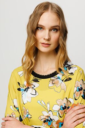 Kadın Sıfır Yaka Renkli Desenli Penye Bluz Sarı