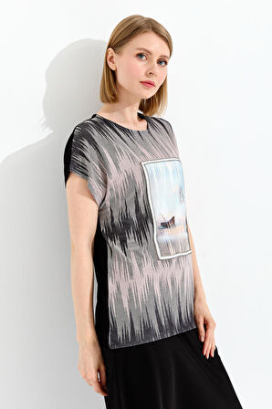 Kadın Sıfır Yaka Desenli Penye T-shirt Siyah