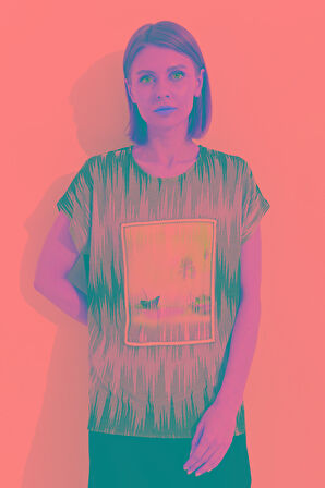 Kadın Sıfır Yaka Desenli Penye T-shirt Siyah