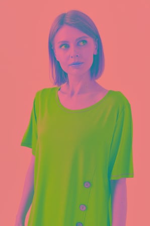 Kadın Sıfır Yaka Önü Ahşap Düğmeli Penye T-shirt Yeşil