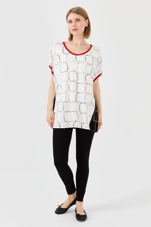 Kadın Yakası ve Kolu Sarı Bantlı Penye T-shirt Siyah/Ekru